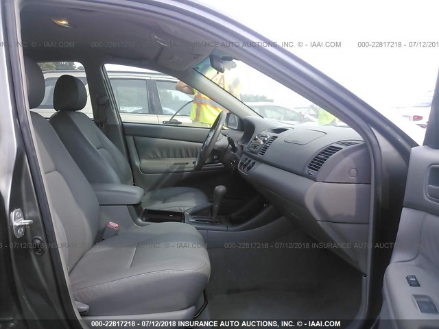 4T1BE32K54U881864 - 2004 TOYOTA CAMRY LE/XLE/SE Boz foto 5