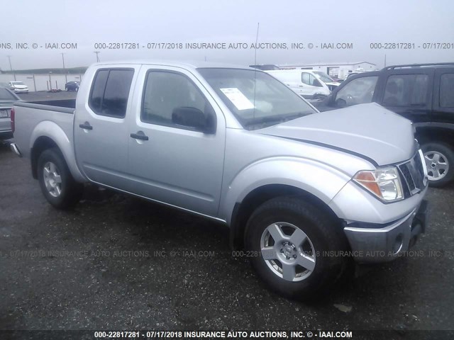 1N6AD07W76C442443 - 2006 NISSAN FRONTIER CREW CAB LE/SE/OFF ROAD SILVER photo 1