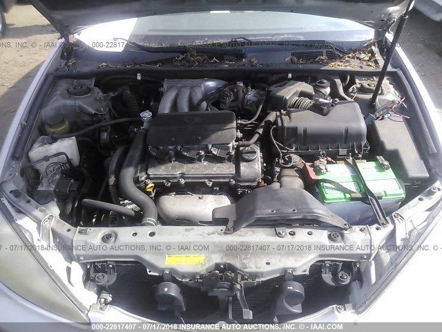 4T1BF32K92U521104 - 2002 TOYOTA CAMRY LE/XLE/SE Күміс фото 10