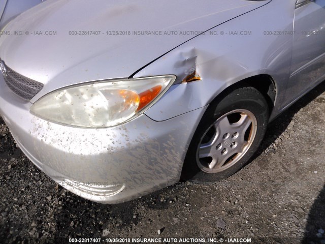 4T1BF32K92U521104 - 2002 TOYOTA CAMRY LE/XLE/SE Күміс фото 6