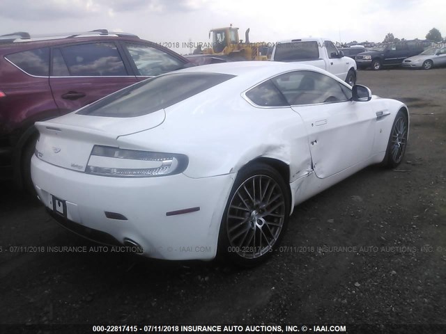 SCFEFBAC8AGC13705 - 2010 ASTON MARTIN V8 VANTAGE WHITE photo 4