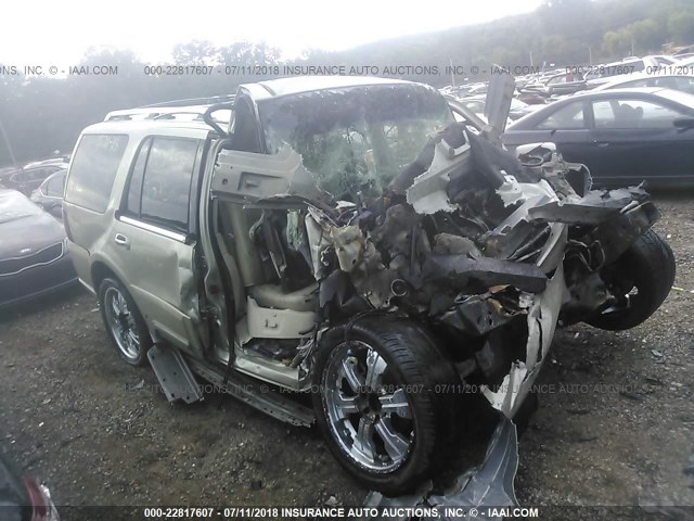 5LMFU28R94LJ23368 - 2004 LINCOLN NAVIGATOR თაფლისფერი ფოტო 1