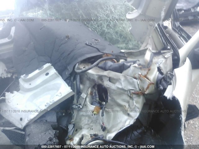 5LMFU28R94LJ23368 - 2004 LINCOLN NAVIGATOR თაფლისფერი ფოტო 10