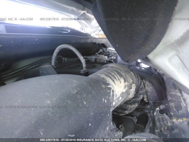 5TFUW5F16GX563391 - 2016 TOYOTA TUNDRA DOUBLE CAB SR/SR5 WHITE photo 10