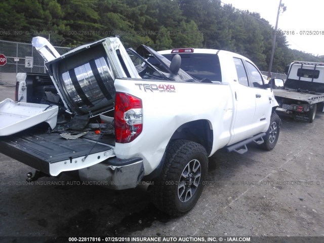 5TFUW5F16GX563391 - 2016 TOYOTA TUNDRA DOUBLE CAB SR/SR5 WHITE photo 4