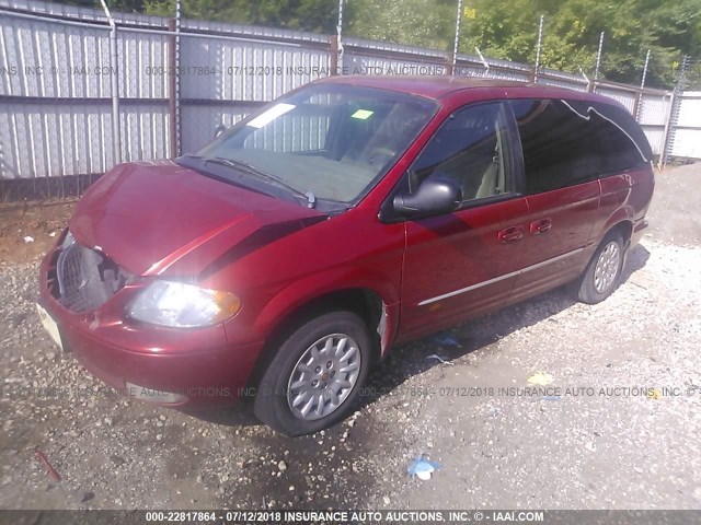 2C4GP54392R654273 - 2002 CHRYSLER TOWN & COUNTRY LXI RED photo 2