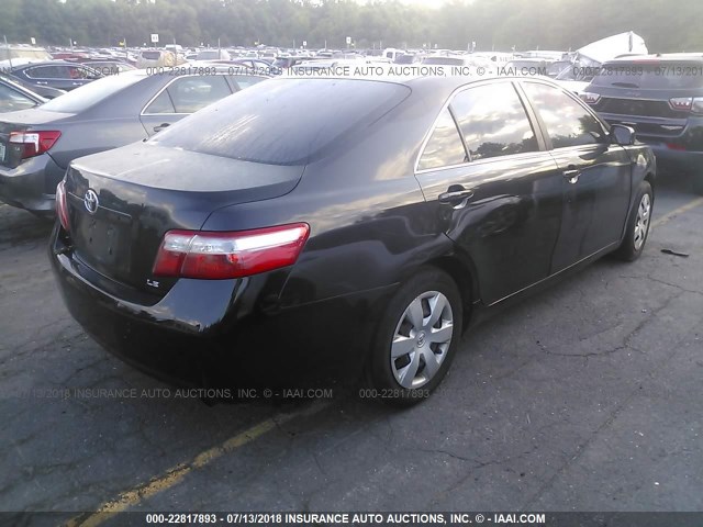 4T4BE46K48R032496 - 2008 TOYOTA CAMRY CE/LE/XLE/SE BLACK photo 4