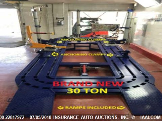 000000 - 2018 30TON HEAVY DUTY AUTOBODY FRAME MACHINE  BLACK photo 1