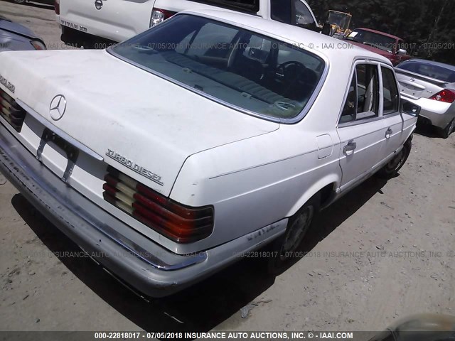 WDBCB20AXDB044964 - 1983 MERCEDES-BENZ 300 SD WHITE photo 4