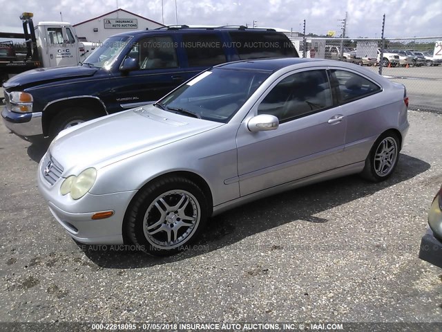 WDBRN40J14A634926 - 2004 MERCEDES-BENZ C 230K SPORT COUPE SILVER photo 2