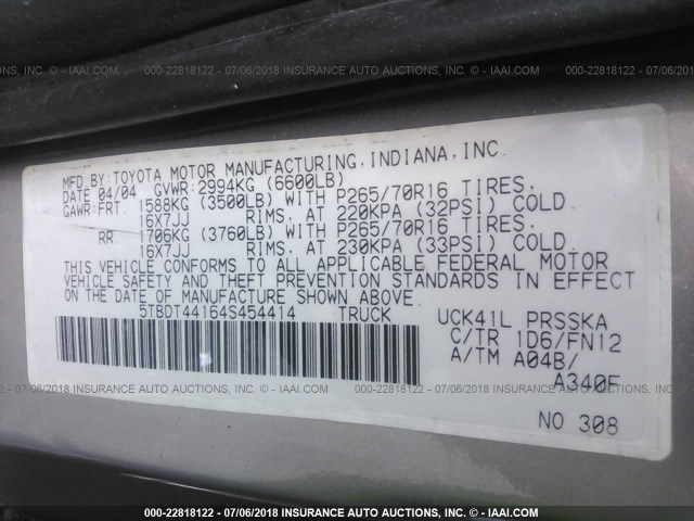 5TBDT44164S454414 - 2004 TOYOTA TUNDRA DOUBLE CAB SR5 GRAY photo 9