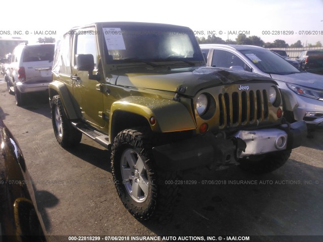 1J4FA54178L528887 - 2008 JEEP WRANGLER SAHARA GREEN photo 1