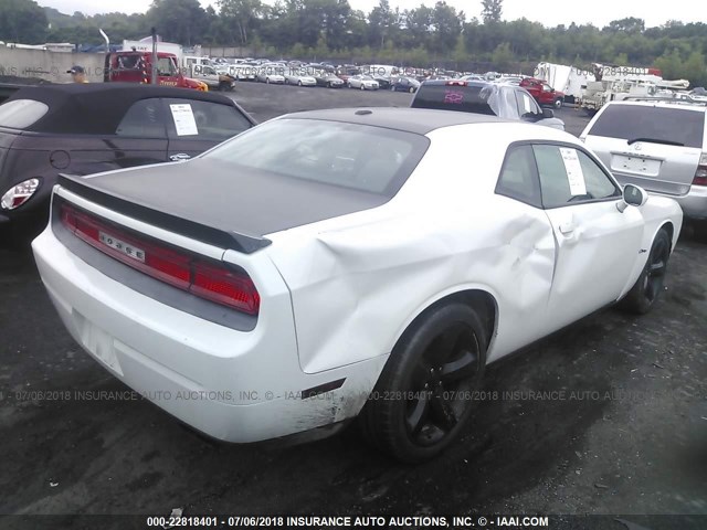 2C3CDYAG9EH153348 - 2014 DODGE CHALLENGER SXT WHITE photo 4