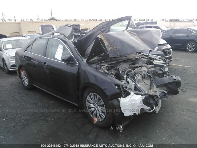 4T4BF1FK5ER439699 - 2014 TOYOTA CAMRY L/SE/LE/XLE 黑色 照片 1