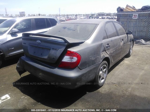 JTDBF30K320011944 - 2002 TOYOTA CAMRY LE/XLE/SE Boz foto 4