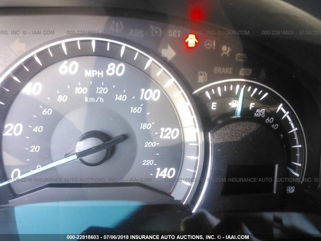 4T1BF1FK5FU476313 - 2015 TOYOTA CAMRY LE/XLE/SE/XSE ვერცხლისფერი ფოტო 7