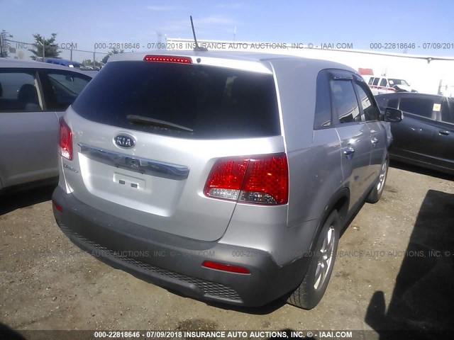 5XYKT3A17BG183631 - 2011 KIA SORENTO LX SILVER photo 4