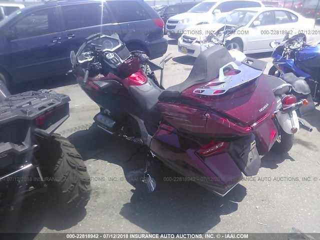 JH2SC7900JK001464 - 2018 HONDA GL1800 RED photo 3