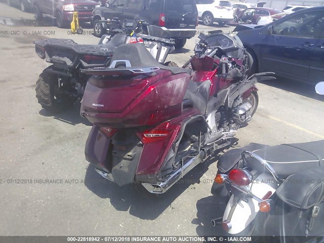 JH2SC7900JK001464 - 2018 HONDA GL1800 RED photo 4