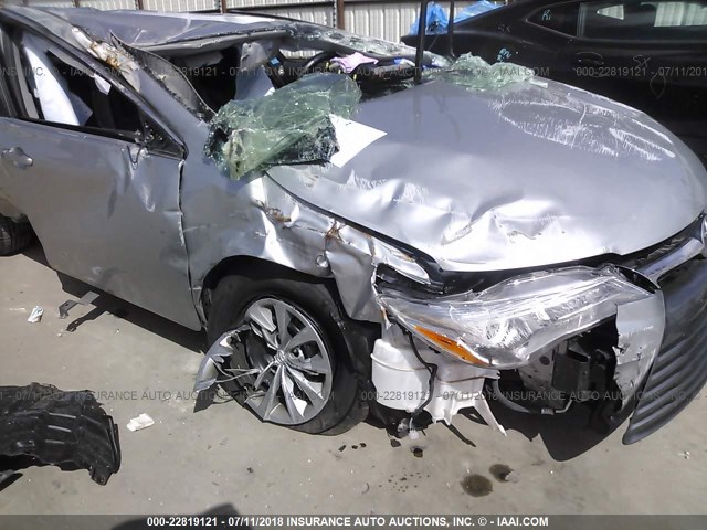 4T1BF1FK8HU450467 - 2017 TOYOTA CAMRY LE/XLE/SE/XSE SILVER photo 6