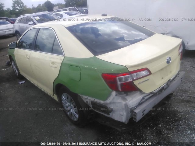 4T1BD1FK1DU078230 - 2013 TOYOTA CAMRY HYBRID/LE/XLE 绿色 照片 3