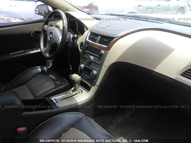 1G1ZK57789F193048 - 2009 CHEVROLET MALIBU LTZ 白色 照片 5