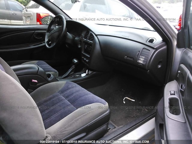 2G1WW12E419330490 - 2001 CHEVROLET MONTE CARLO LS ვერცხლისფერი ფოტო 5