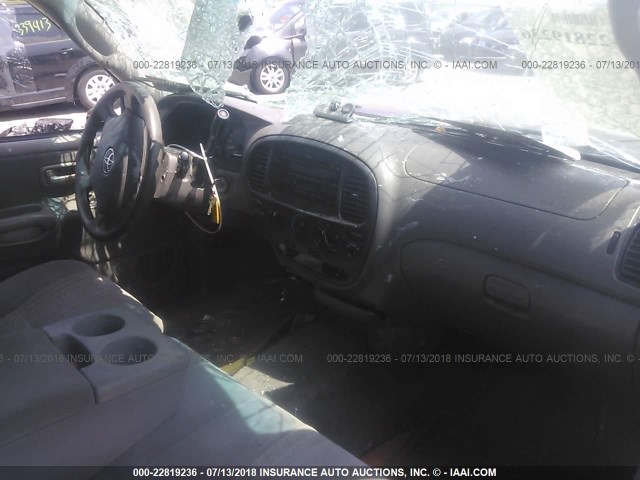 5TBRN34184S440752 - 2004 TOYOTA TUNDRA ACCESS CAB SR5 GRAY photo 5