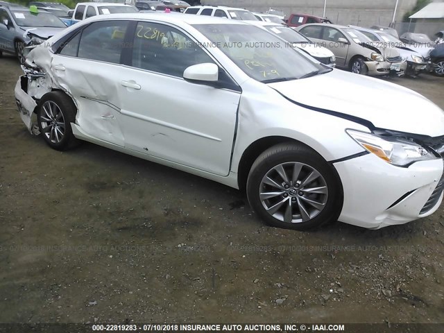 4T1BF1FK9FU080594 - 2015 TOYOTA CAMRY LE/XLE/SE/XSE WHITE photo 6