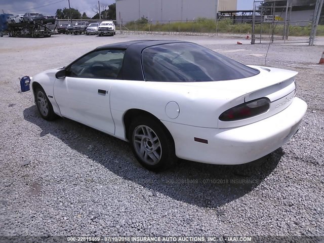 2G1FP22P1R2209019 - 1994 CHEVROLET CAMARO Z28 WHITE photo 3