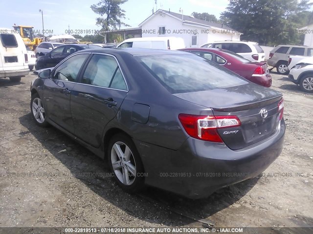 4T1BF1FK6DU286288 - 2013 TOYOTA CAMRY L/SE/LE/XLE ვერცხლისფერი ფოტო 3