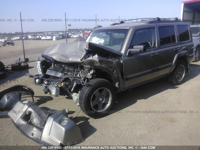 1J8HG48K36C165505 - 2006 JEEP COMMANDER BEIGE photo 2