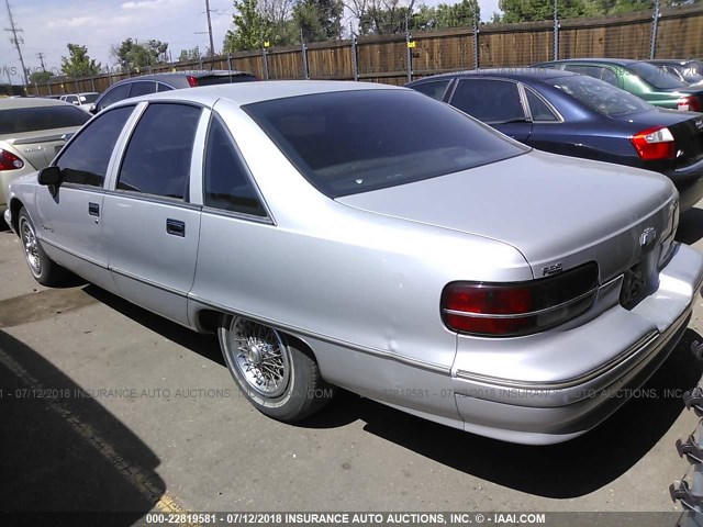 1G1BL53E0NW112699 - 1992 CHEVROLET CAPRICE SILVER photo 3