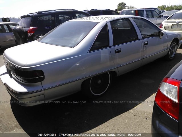 1G1BL53E0NW112699 - 1992 CHEVROLET CAPRICE SILVER photo 4