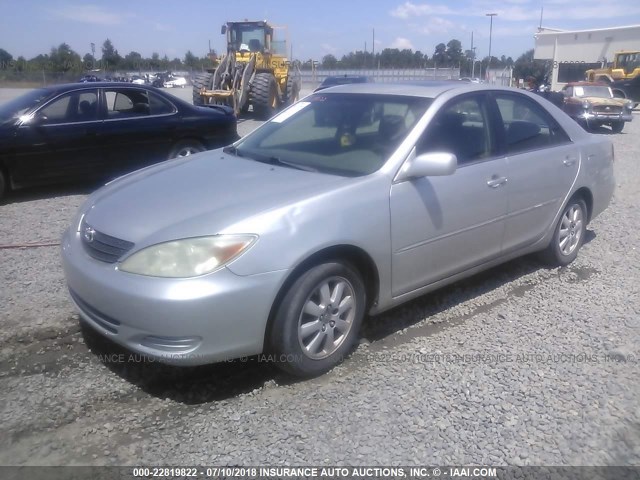 4T1BF30K92U026534 - 2002 TOYOTA CAMRY LE/XLE/SE 银色 照片 2