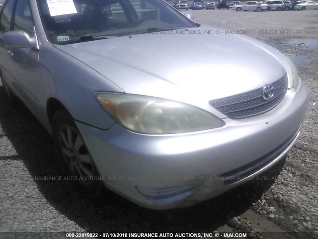 4T1BF30K92U026534 - 2002 TOYOTA CAMRY LE/XLE/SE 银色 照片 6