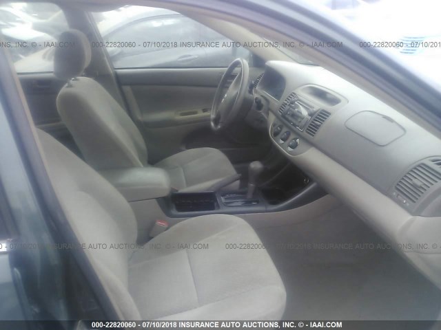 4T1BE32K43U693187 - 2003 TOYOTA CAMRY LE/XLE/SE 绿色 照片 5