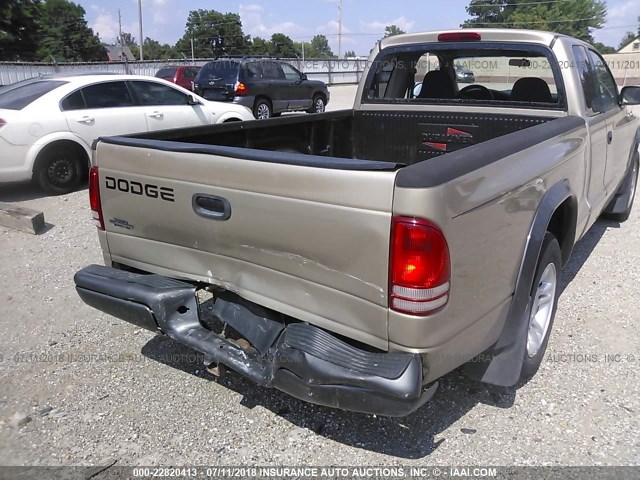 1B7GL12XX2S530859 - 2002 DODGE DAKOTA SXT TAN photo 6