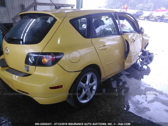 JM1BK143341165117 - 2004 MAZDA 3 HATCHBACK YELLOW photo 4