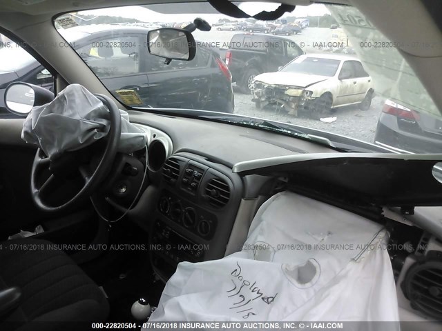 3C4FY48B63T556997 - 2003 CHRYSLER PT CRUISER CLASSIC 银色 照片 5