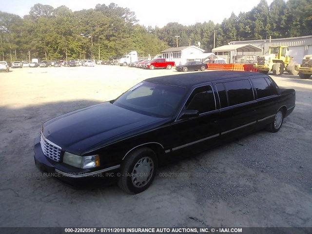 1GEEH90Y9XU550378 - 1999 CADILLAC COMMERCIAL CHASSI  BLACK photo 2