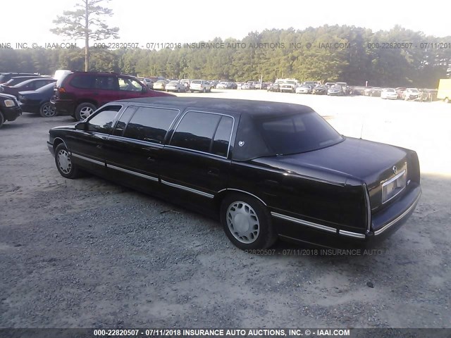 1GEEH90Y9XU550378 - 1999 CADILLAC COMMERCIAL CHASSI  BLACK photo 3