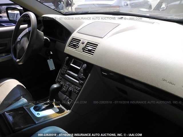 YV1CZ592751197801 - 2005 VOLVO XC90 შავი ფოტო 5