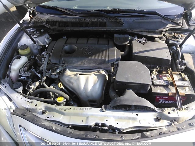 4T1BF3EK1BU696605 - 2011 TOYOTA CAMRY SE/LE/XLE ვერცხლისფერი ფოტო 10