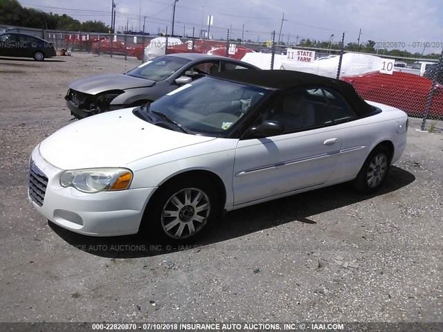 1C3EL65R24N214542 - 2004 CHRYSLER SEBRING LIMITED WHITE photo 2