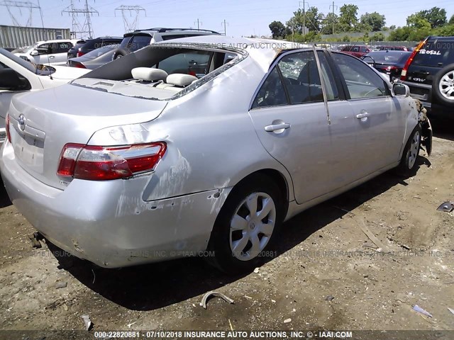 4T1BE46K68U247324 - 2008 TOYOTA CAMRY CE/LE/XLE/SE SILVER photo 4