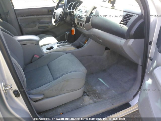 5TELU42NX6Z218103 - 2006 TOYOTA TACOMA DOUBLE CAB ვერცხლისფერი ფოტო 5