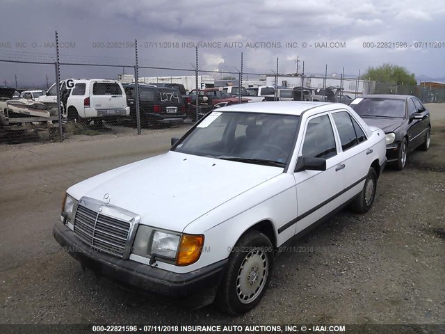 WDBEA30D1HA344481 - 1987 MERCEDES-BENZ 300 E WHITE photo 2