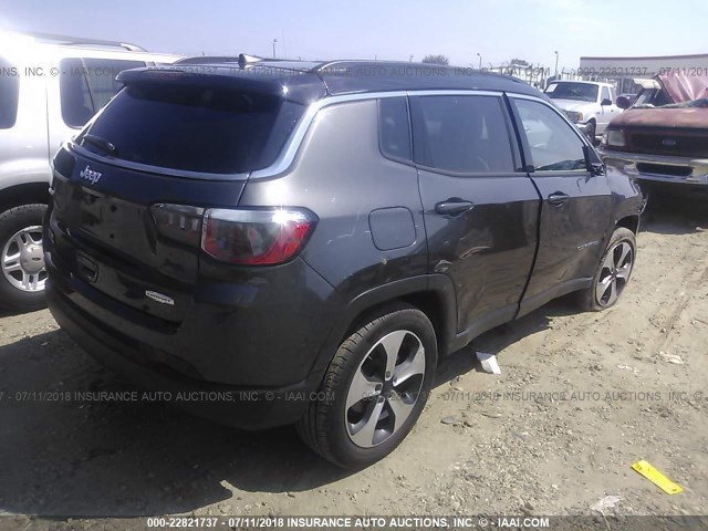 3C4NJCBB7JT166250 - 2018 JEEP COMPASS LATITUDE Серый фото 4