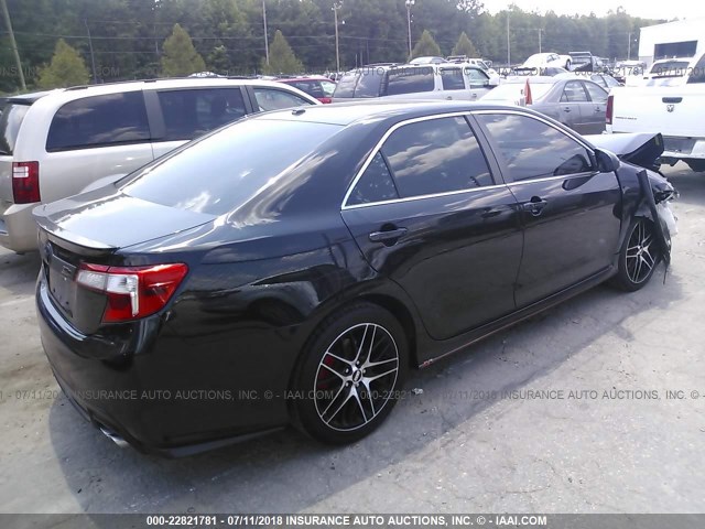 4T1BF1FK9EU309595 - 2014 TOYOTA CAMRY L/SE/LE/XLE შავი ფოტო 4